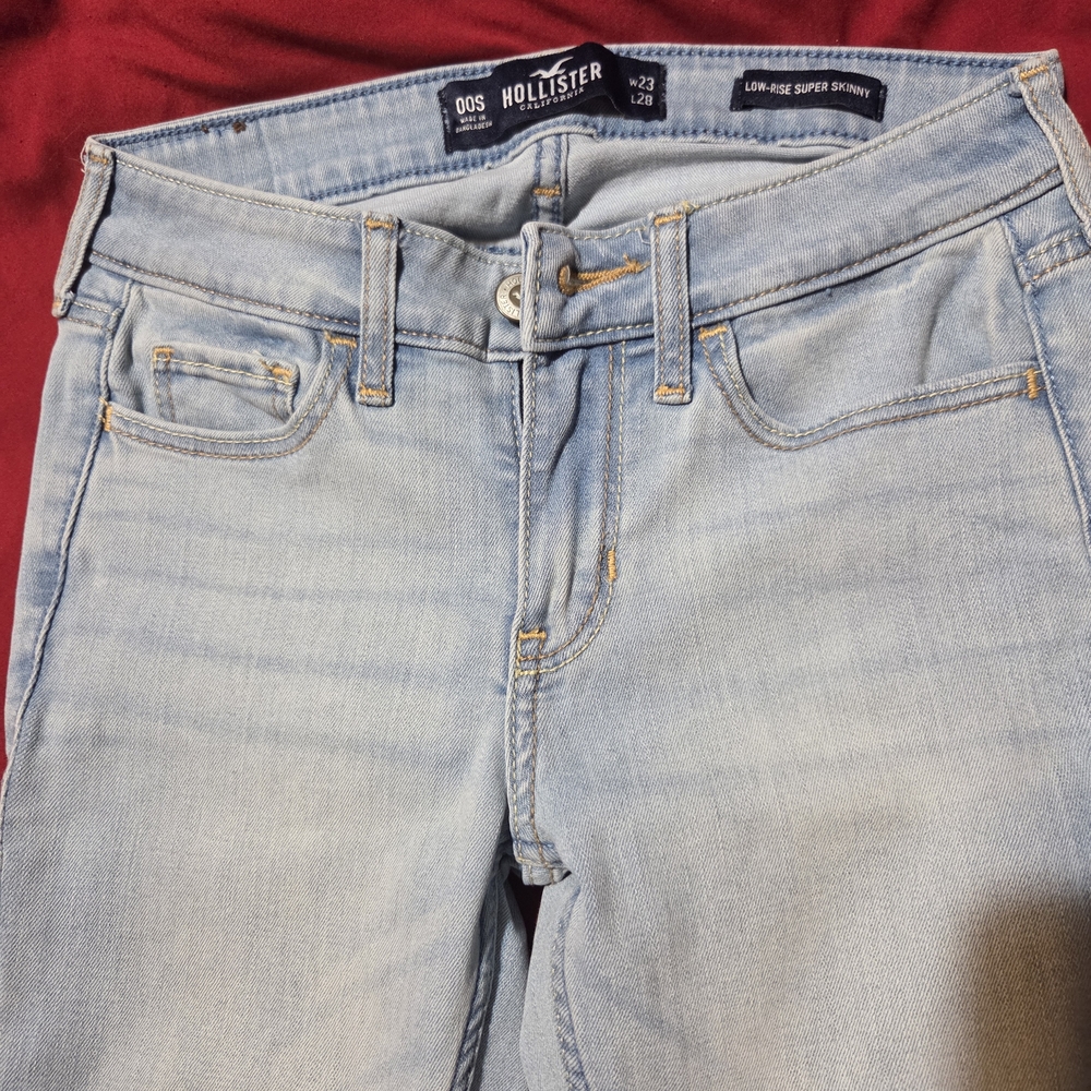 Hollister Women's Light Blue Jeans 00S Low-rise Super Skinny